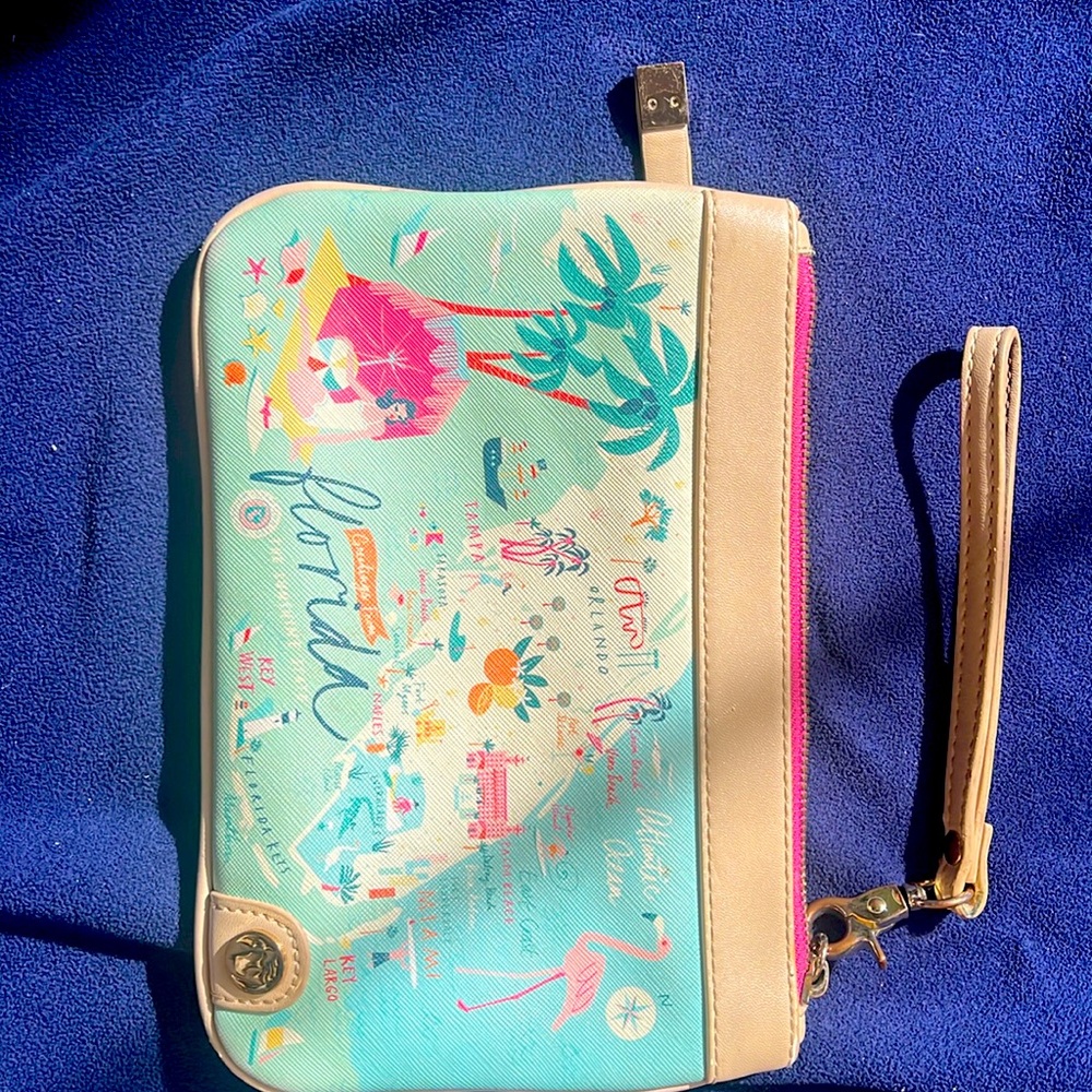 Spartina 449 Daufuskie Island FLORIDA wristlet